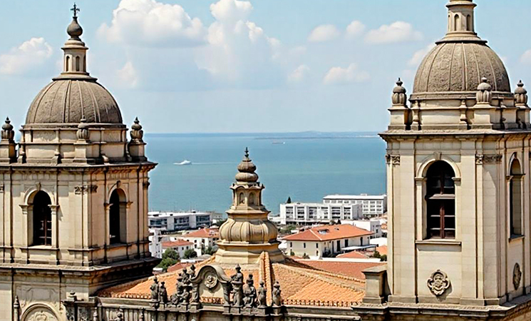 Vista panorámica de casas en el oriente de Mérida